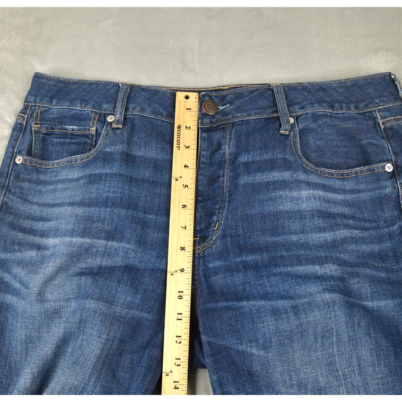 American Eagle Jeans Womens 16 Reg (37x27) Tomgirl Button Fly Distressed - Picture 11 of 11